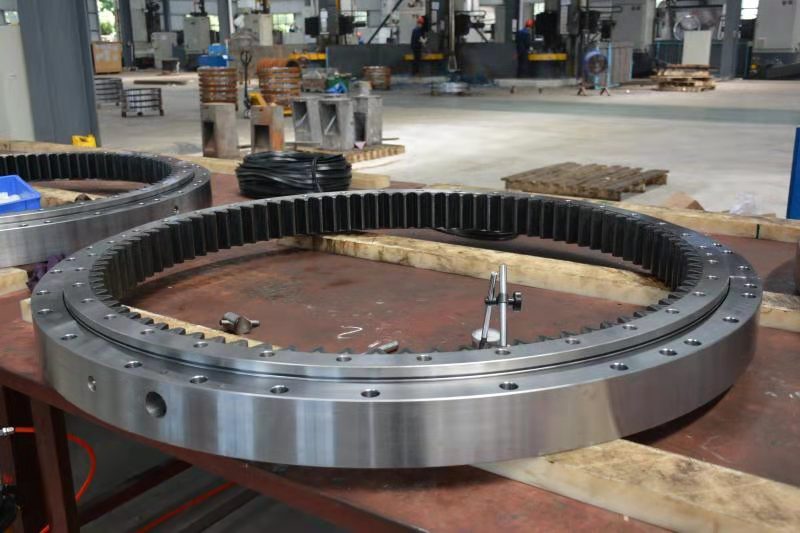 Swing Bearing Slewing Bearing Undercarriage Parts Sany Excavator SY465